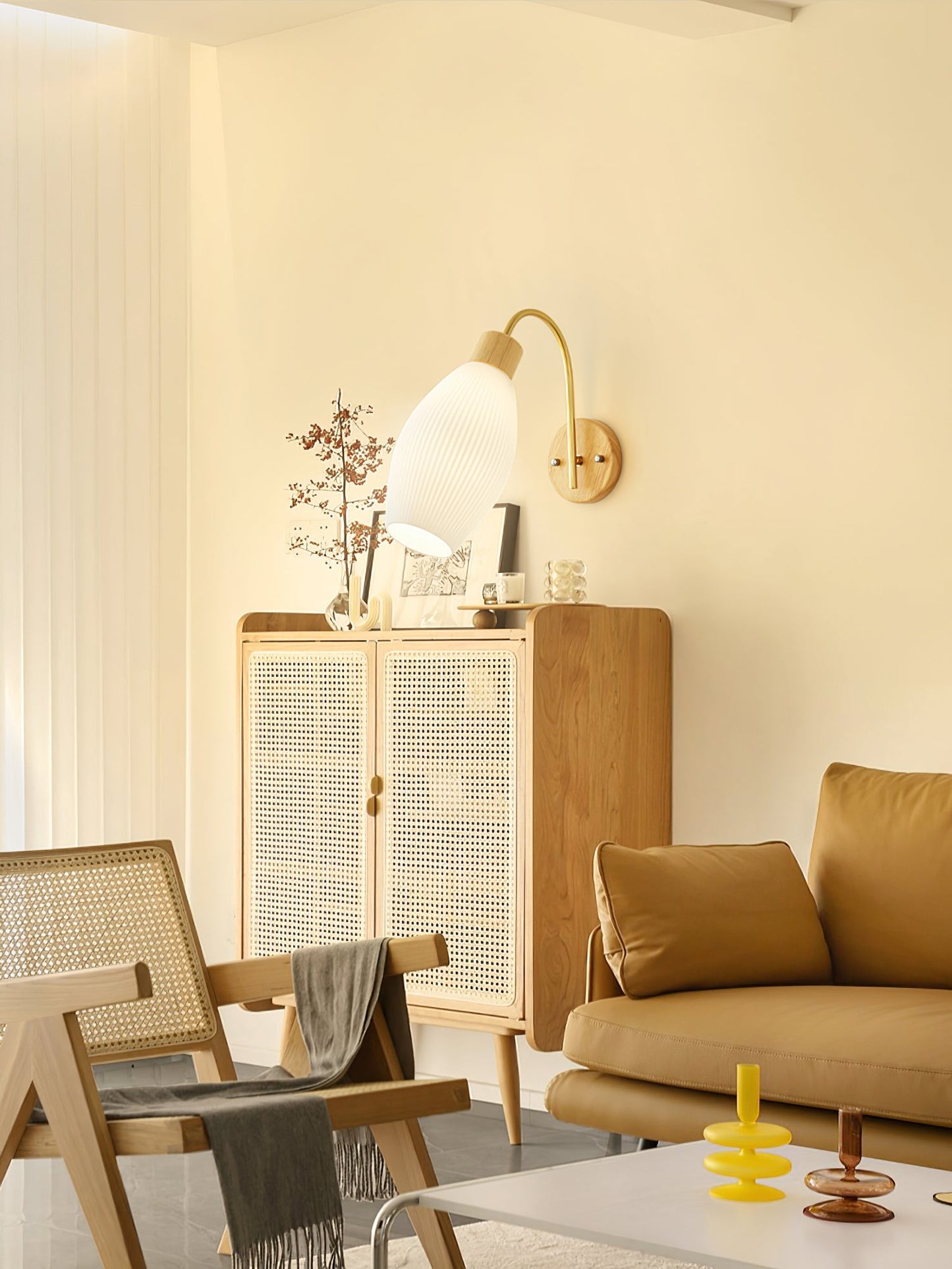 Petaluma Wall Lamp
