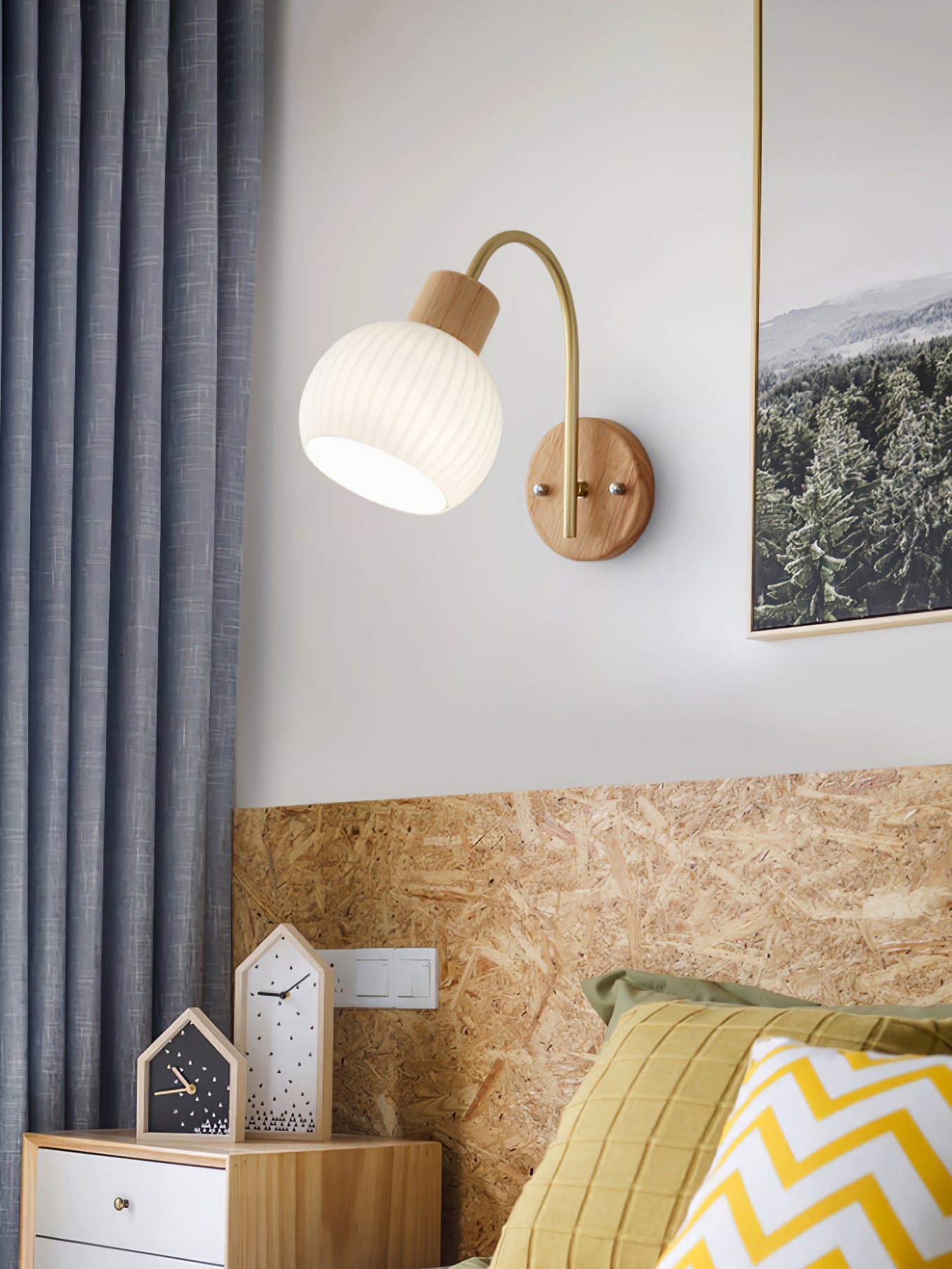 Petaluma Wall Lamp