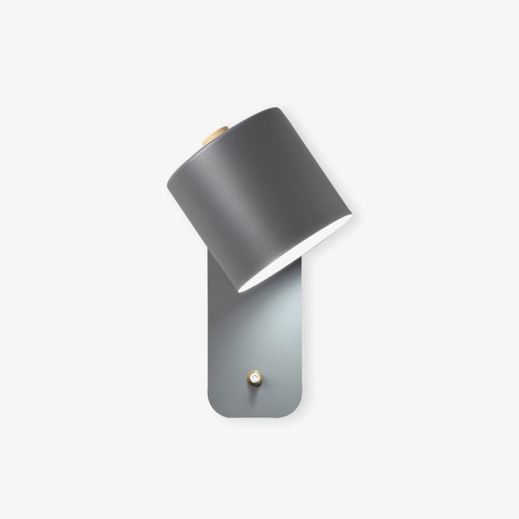 Rotatable cylinder wall lamp — green finish | Casa Norex