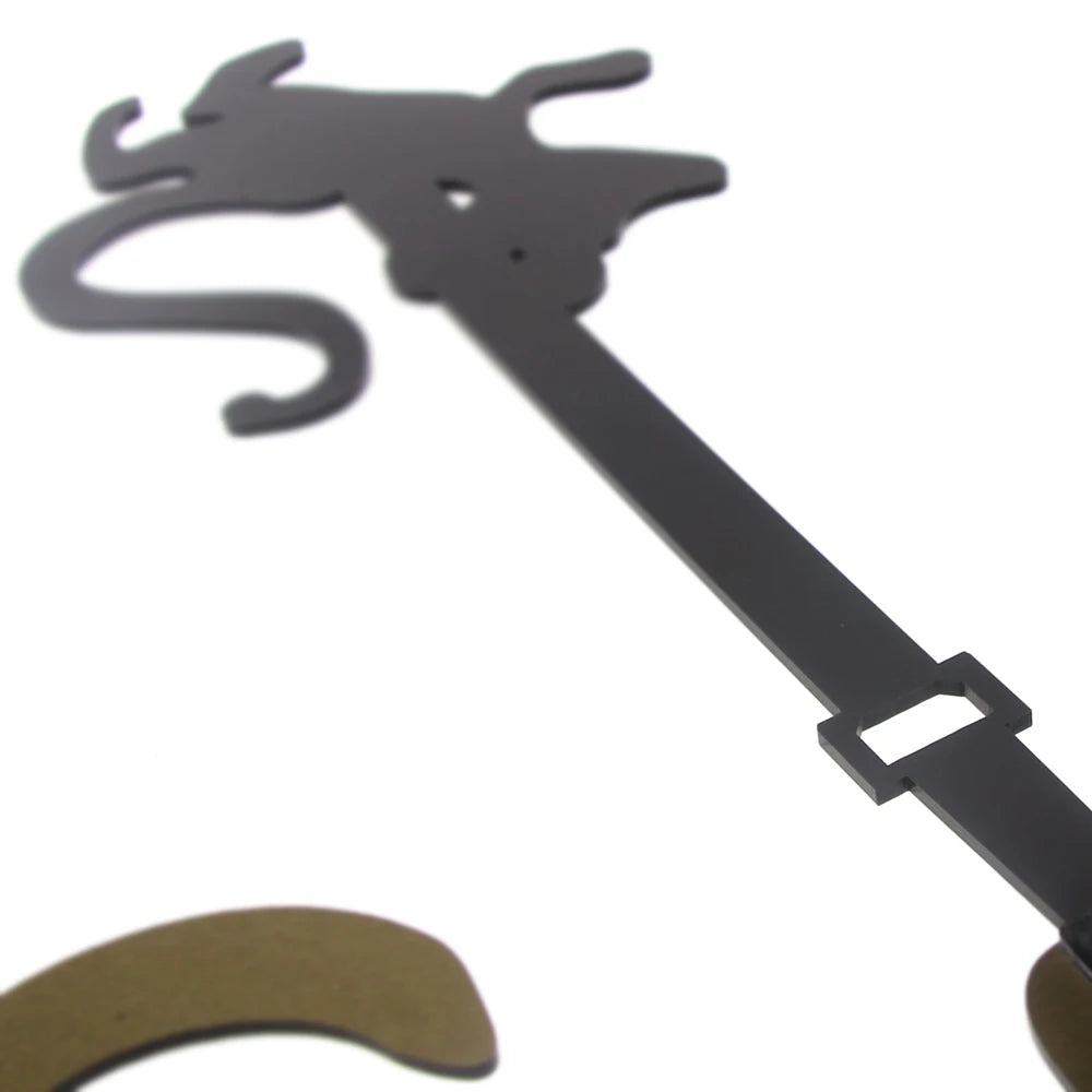 Cat & Mouse Pendulum Wall Clock silent quartz movement detail | Casa Norex