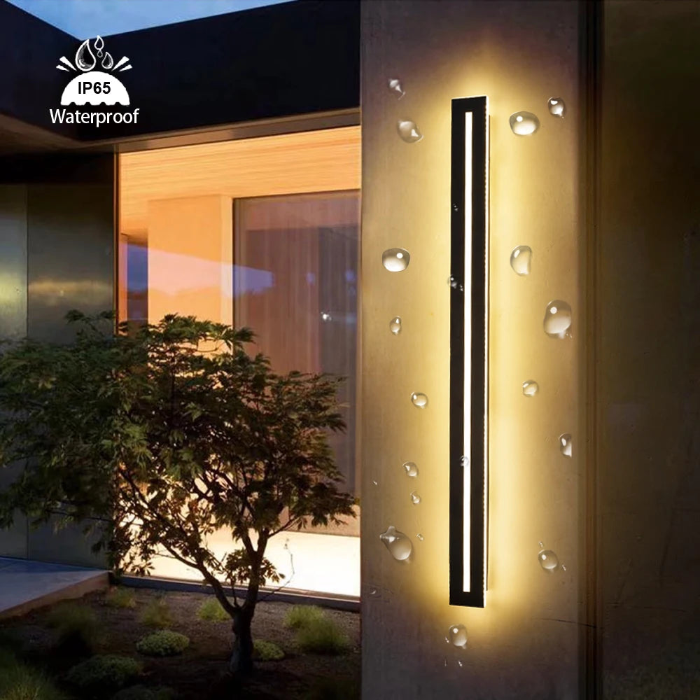 Meridian aluminum wall light mounted along balcony run — Casa Norex