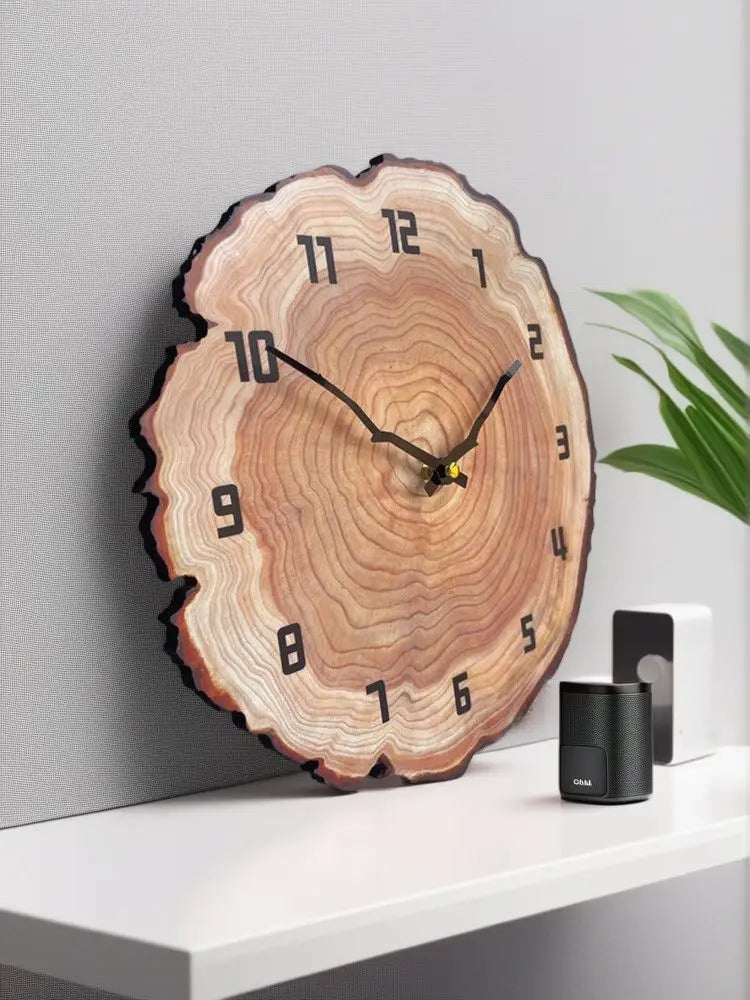 Wood Grain Round Wall Clock detail view 4 — Casa Norex