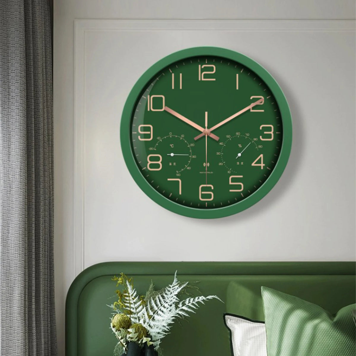 Temperature Humidity Wall Clock hygrometer needle detail | Casa Norex