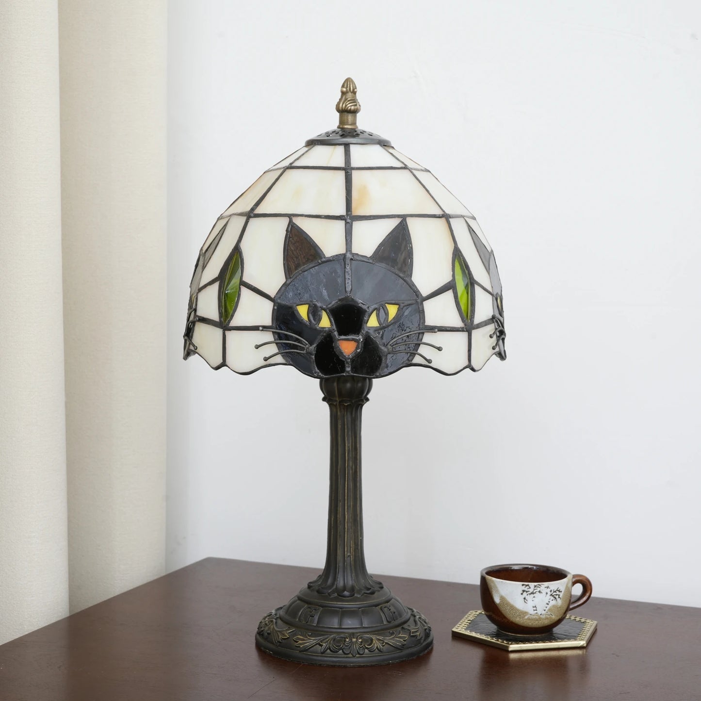 Miso cat table lamp plug options US UK EU AU — Casa Norex