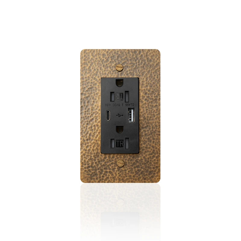 Hammered brass wall outlet panel — USB Type-C charging port | Casa Norex