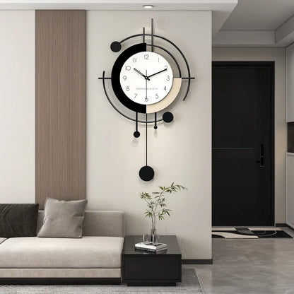 Metal & Wood Wall Clock needle display detail | Casa Norex
