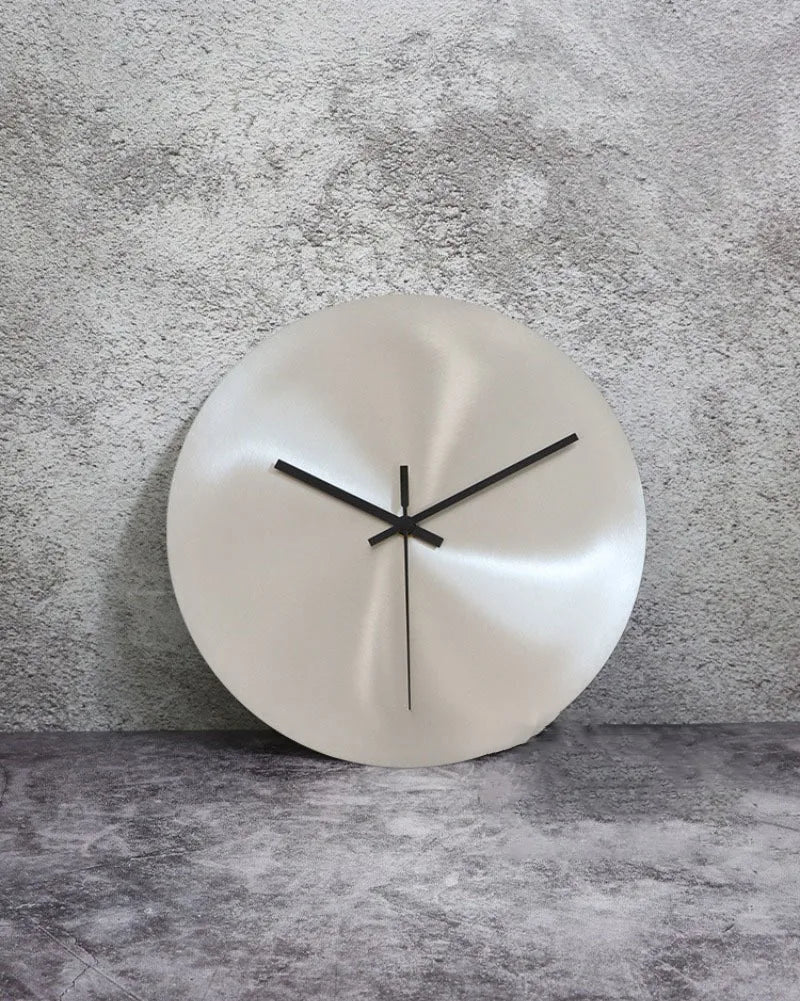Ultra-Thin Metal Wall Clock detail view 19 — Casa Norex