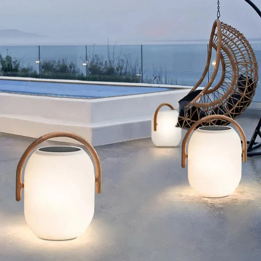 Close-up of solar panel and carry handle on outdoor lantern | Casa Norex