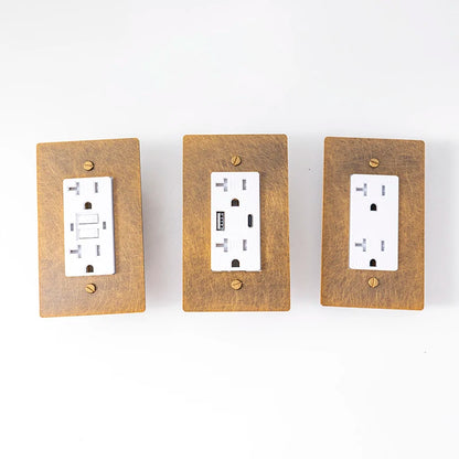 20A wall outlet panel finish close-up — Casa Norex