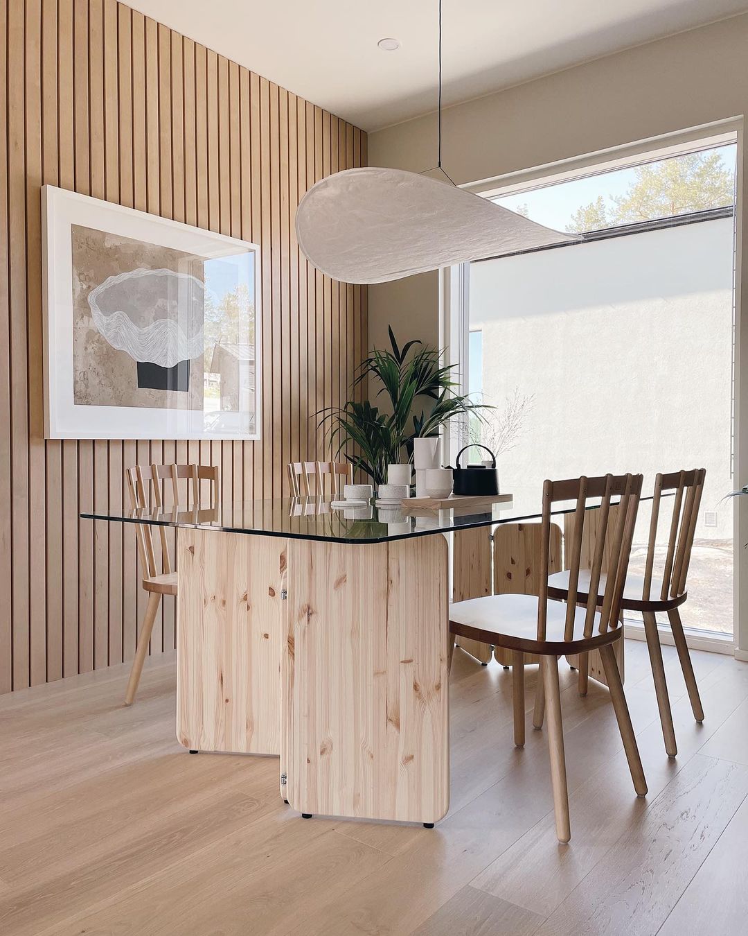 Tense Pendant Light