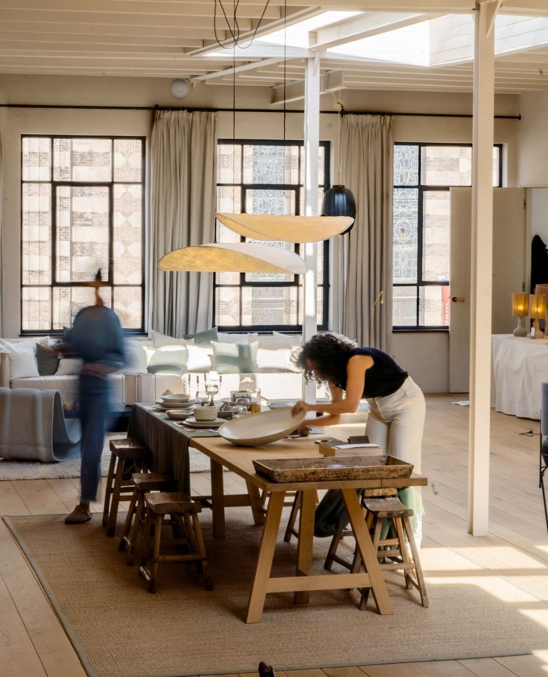 Tense Pendant Light