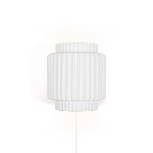 Tristan wall lamp in modern living room setting - Casa Norex