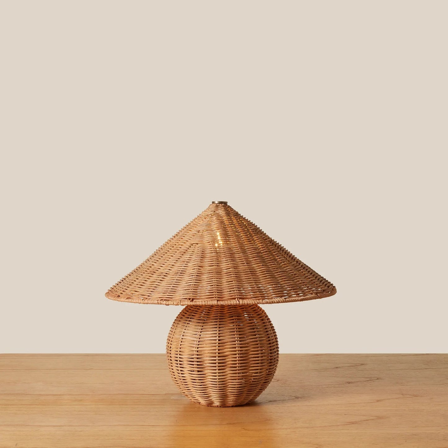 Bobine Table Lamp