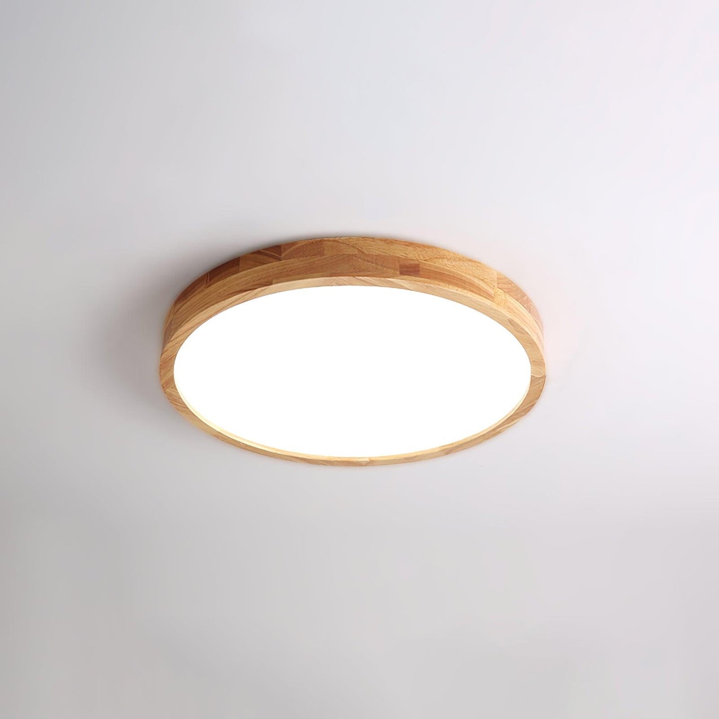 Wooden geometric ceiling light in rubberwood finish | Casa Norex