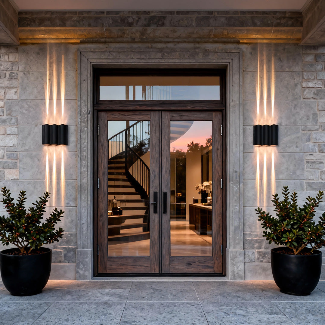Beam wall light 6-light configuration — angle view | Casa Norex