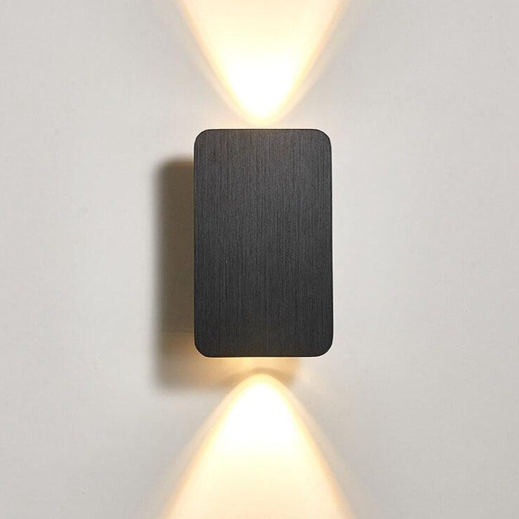 Wall sconce in black finish detail — Casa Norex