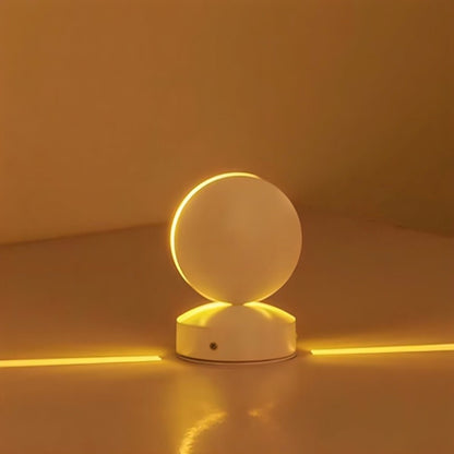 Wall spot light in semicircle shape — Casa Norex