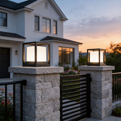 Plinth pedestal lights on stone gate posts — Casa Norex