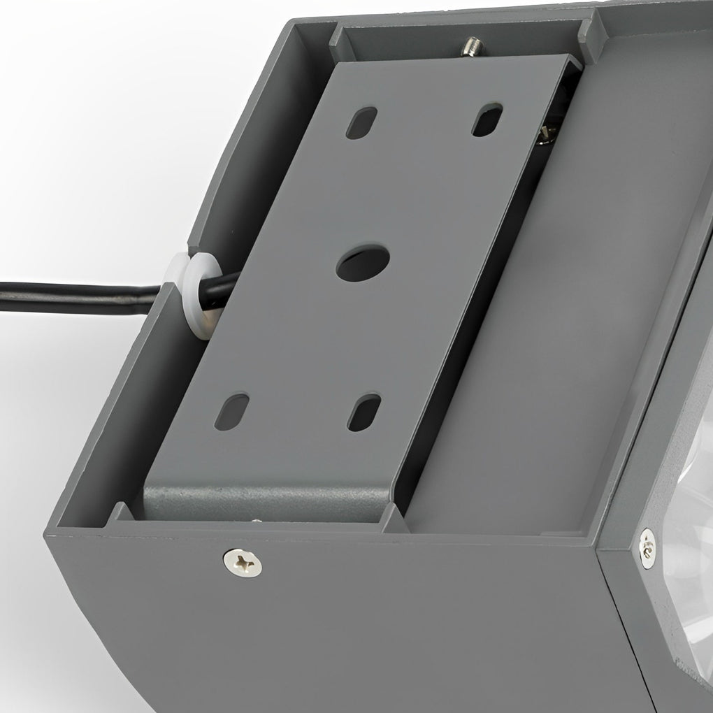 Quill mounting bracket detail — Casa Norex