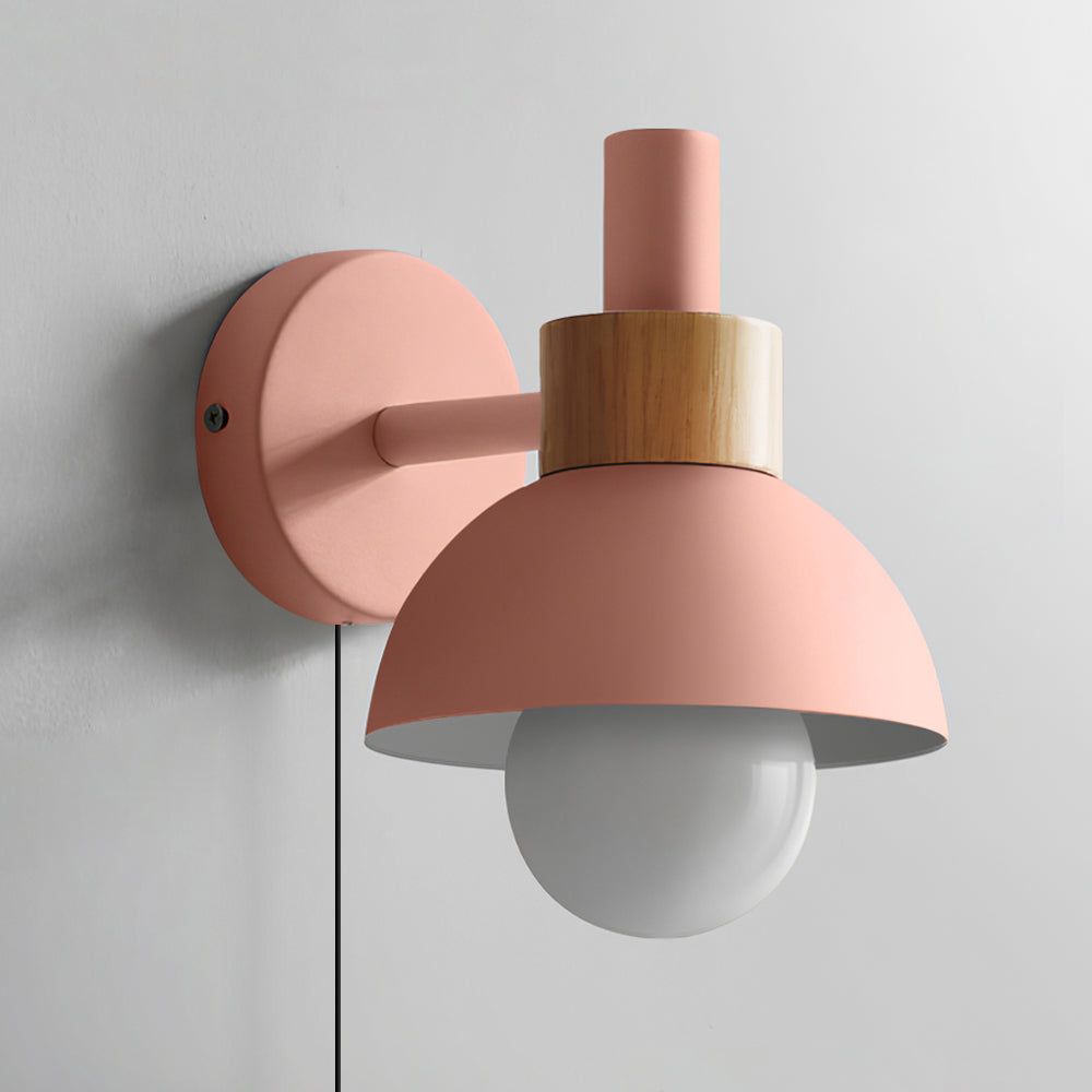 Fanta plug-in wall lamp pink finish close-up - Casa Norex