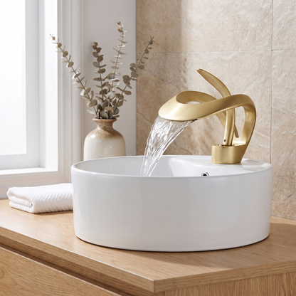 Larkwell Waterfall Bathroom Faucet aerator close-up — Brushed Gold finish — Casa Norex