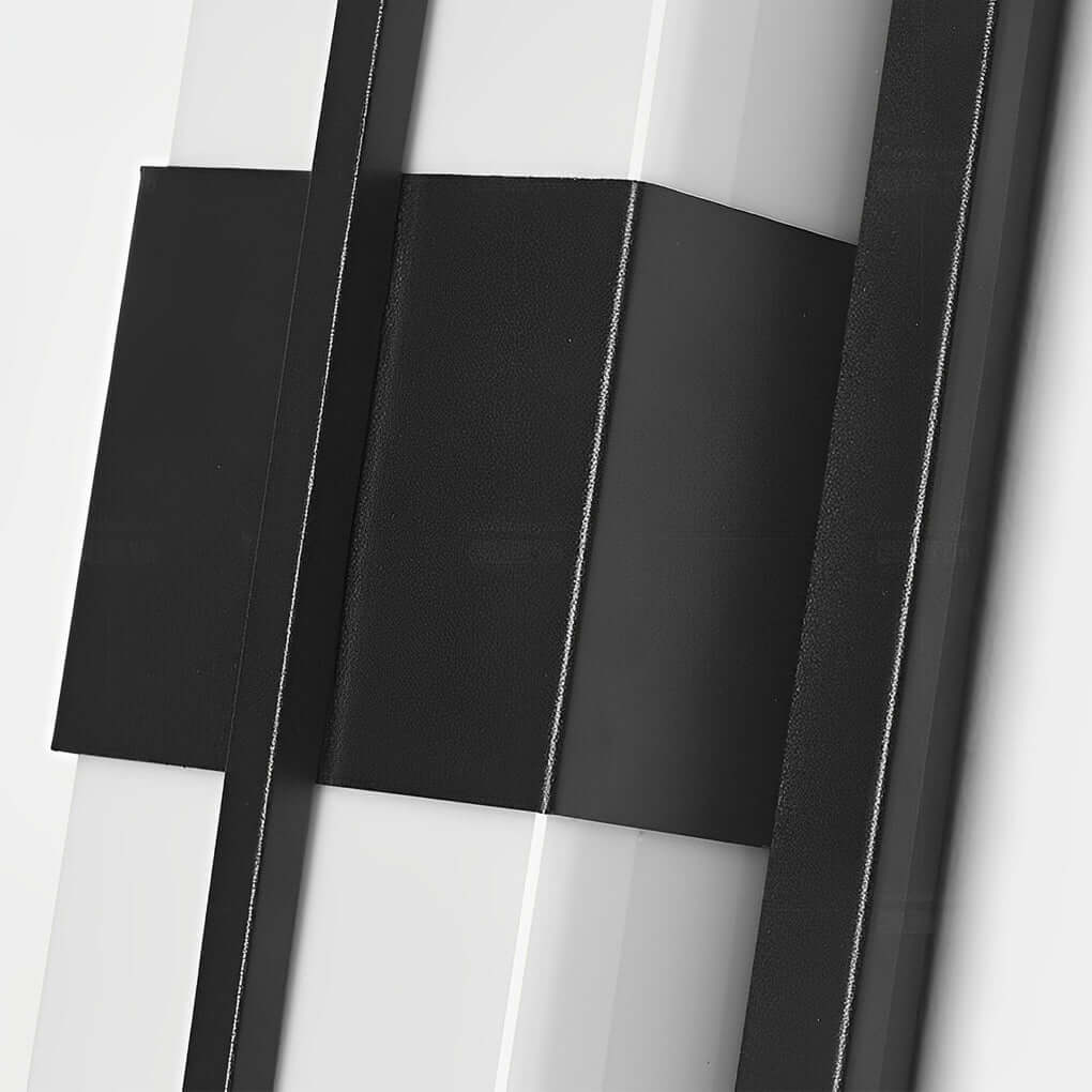 Tall rectangular outdoor wall light with soft illumination in garden — Casa Norex