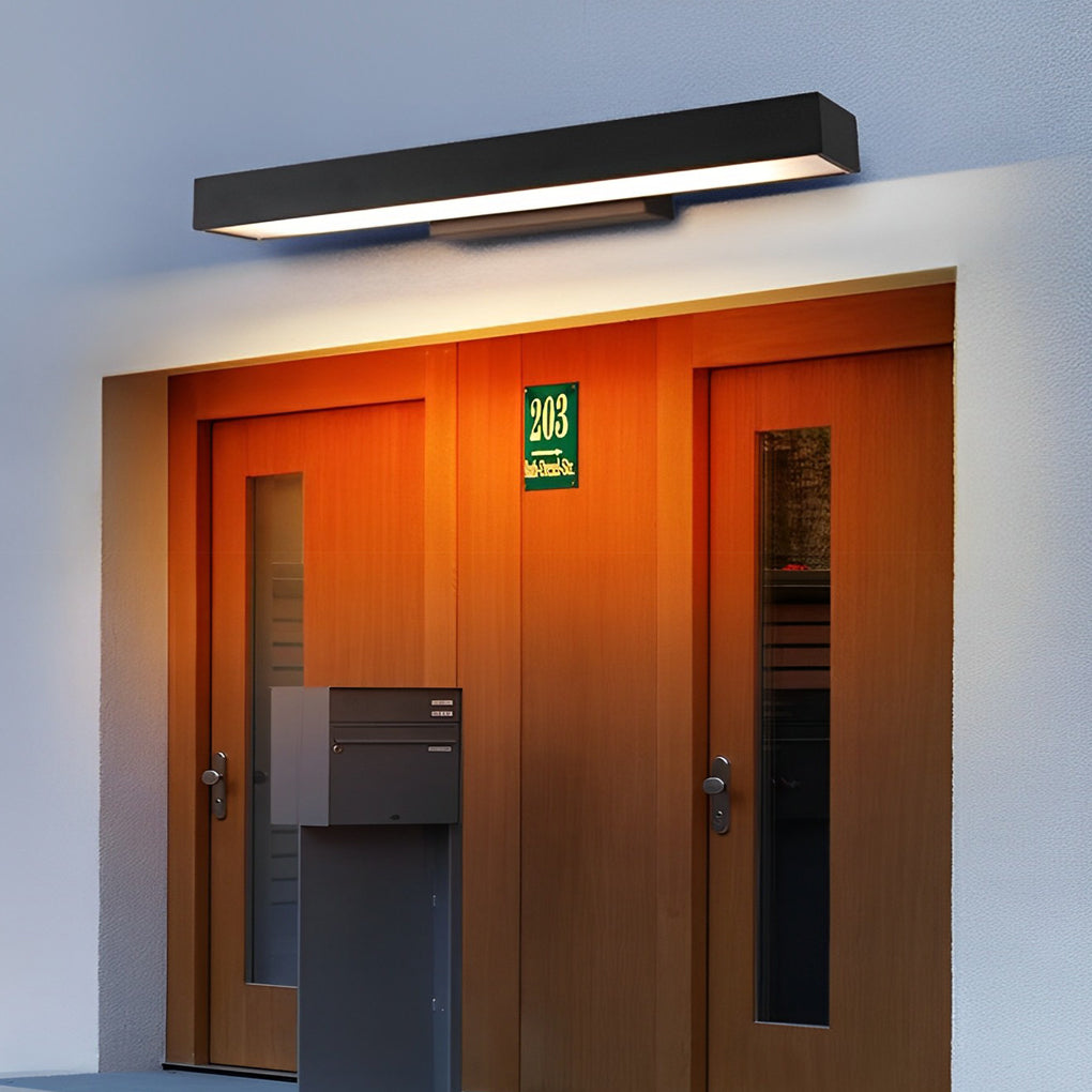 Tarver residential entrance lighting — Casa Norex