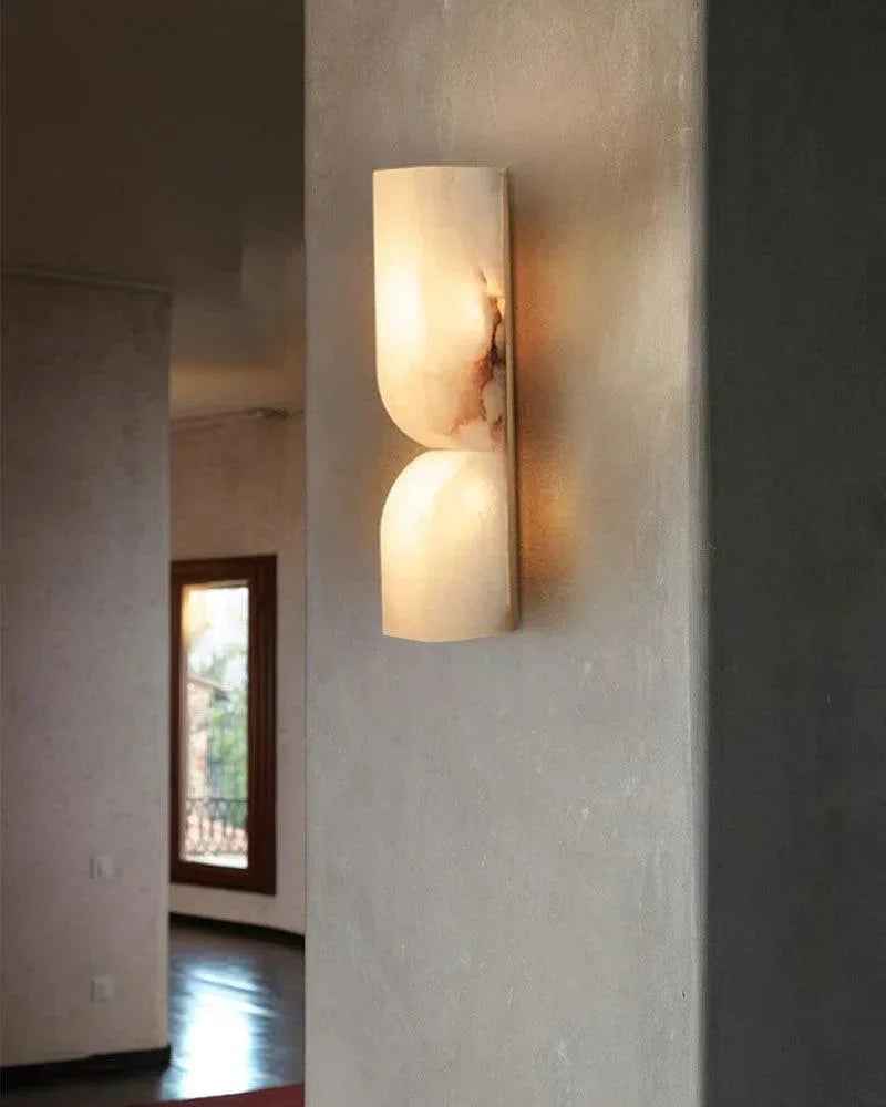 LightsStory Artisanal Alabaster Wall Sconce - Geometric Relief