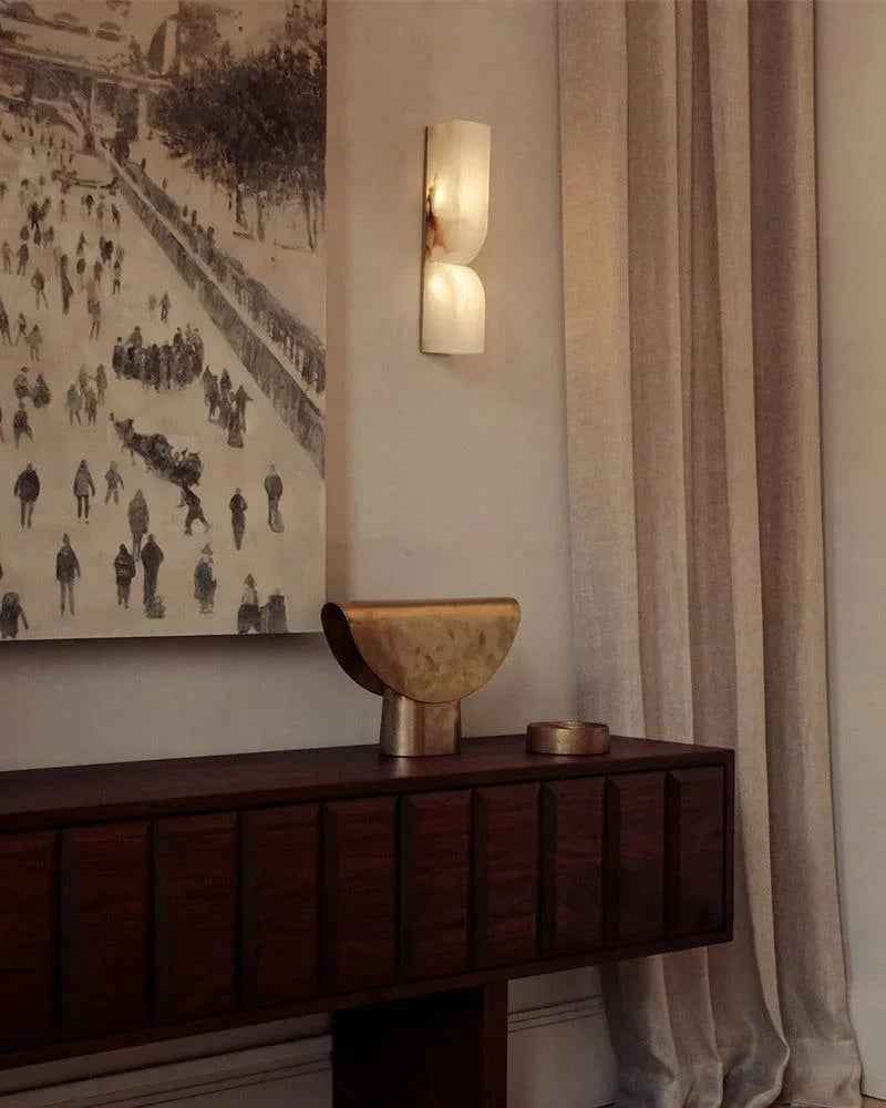 LightsStory Artisanal Alabaster Wall Sconce - Geometric Relief