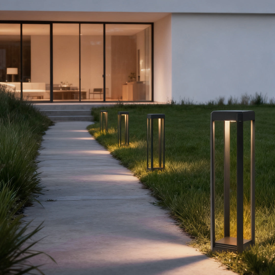 Sable Black Aluminum Solar Pathway Light, main product view