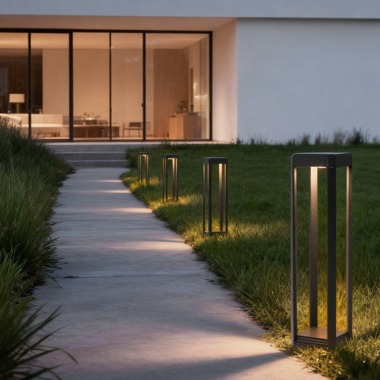 Sable Black Aluminum Solar Pathway Light, main product view