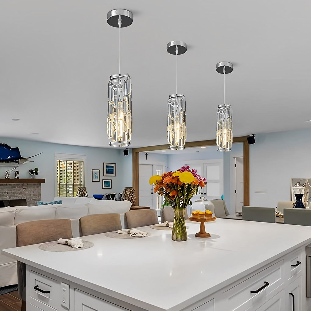 Three-light crystal pendant over kitchen island — Casa Norex