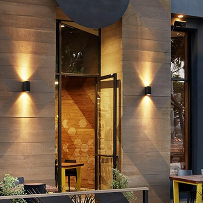 Rectangular up down outdoor wall light — die-cast aluminum body with glass diffusers | Casa Norex