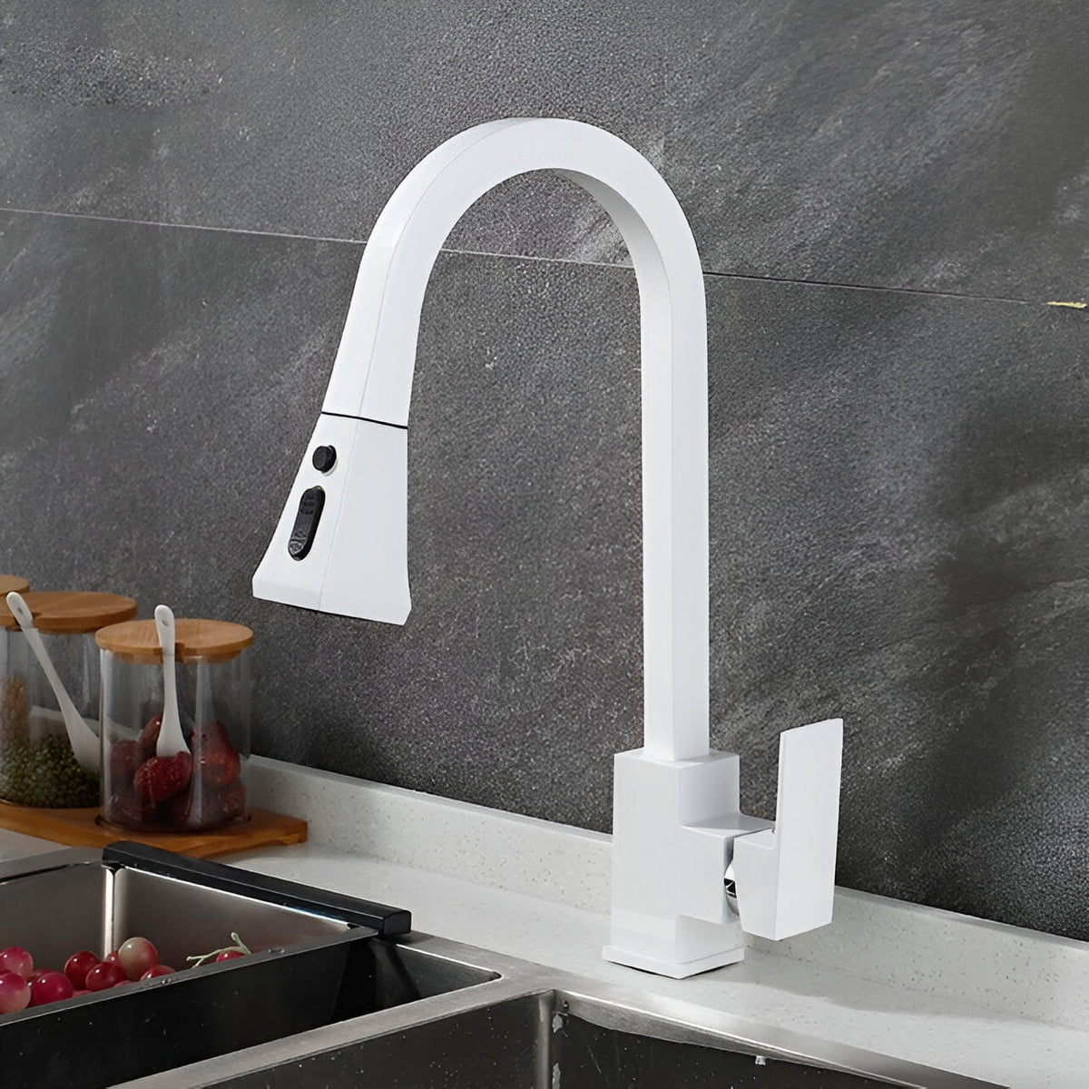 Brookhaven 2-Mode Pull-Out Kitchen Faucet — dual stream and spray modes | Casa Norex