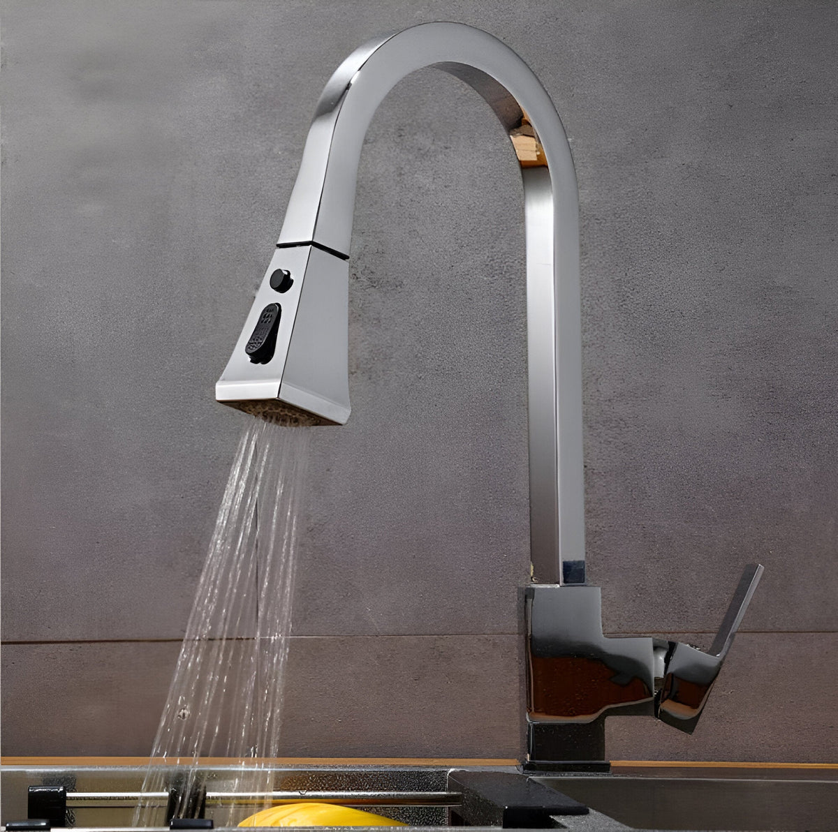 Brookhaven 2-Mode Pull-Out Kitchen Faucet — solid rust-resistant brass body | Casa Norex