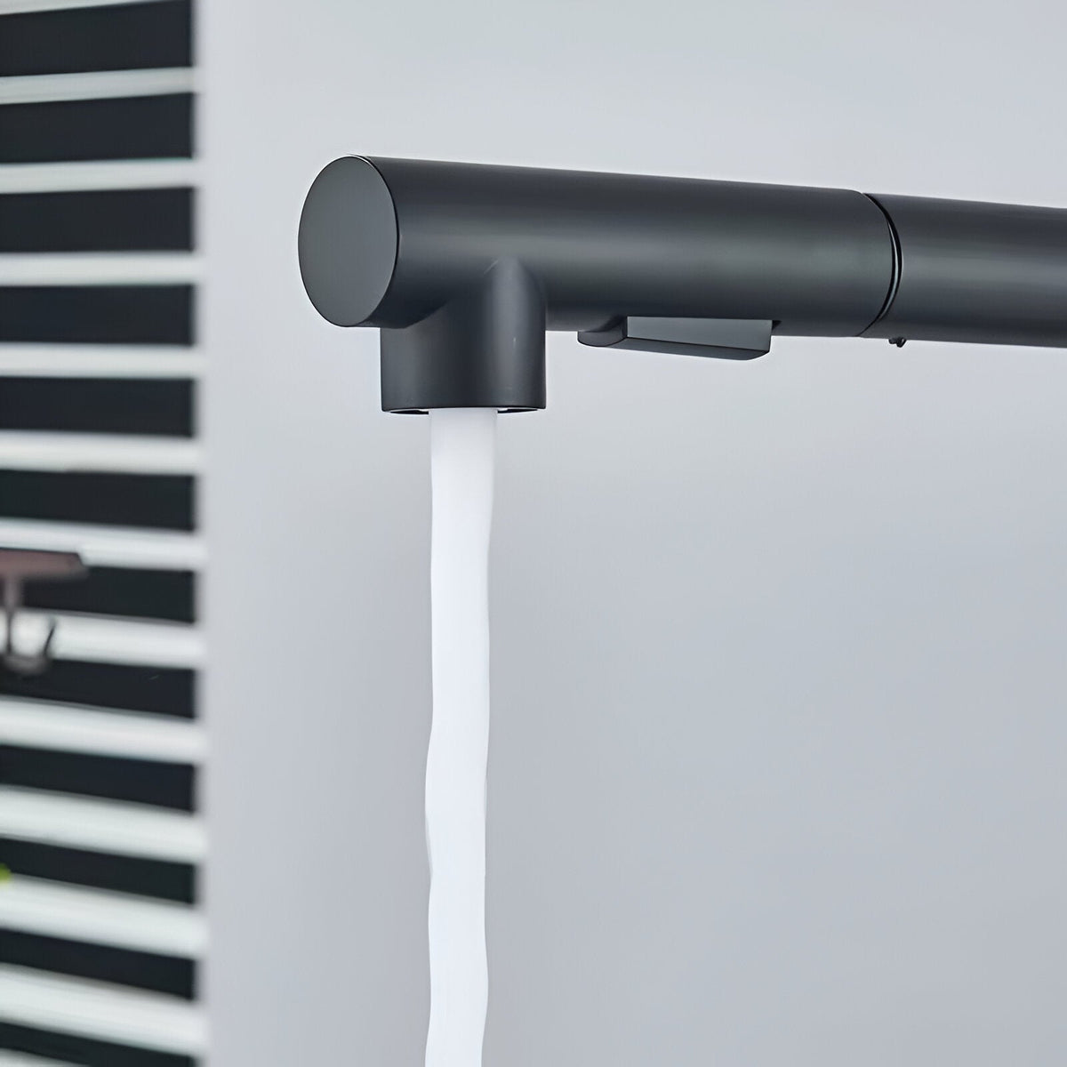 Fenwick High-Arc Pull-Out Kitchen Faucet — ceramic disc cartridge rated for 500,000 cycles, angled view | Casa Norex