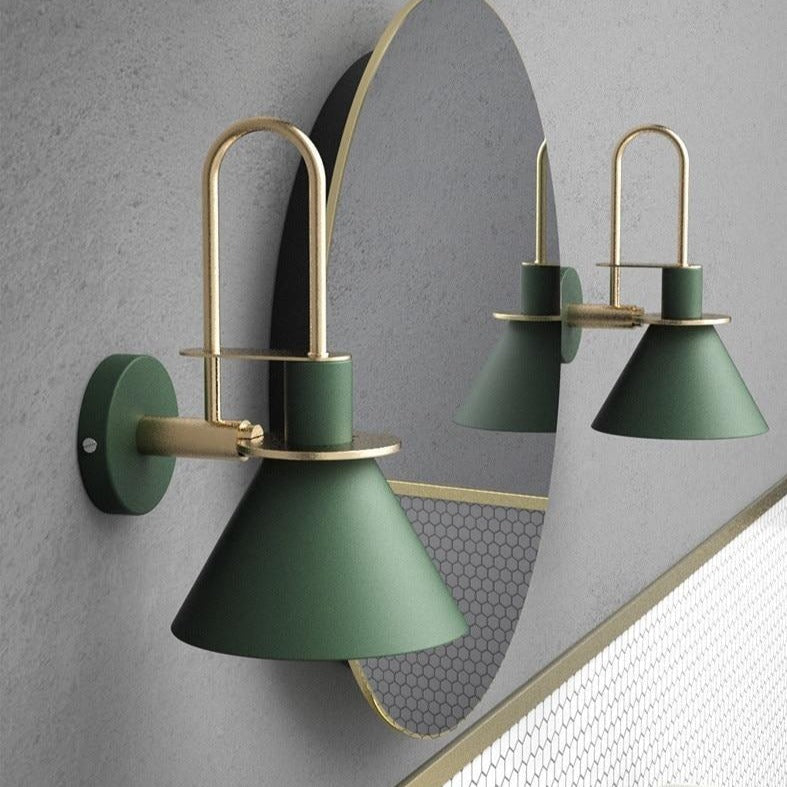 Perseus wall sconce in bedroom - gold and matte contrast - Casa Norex