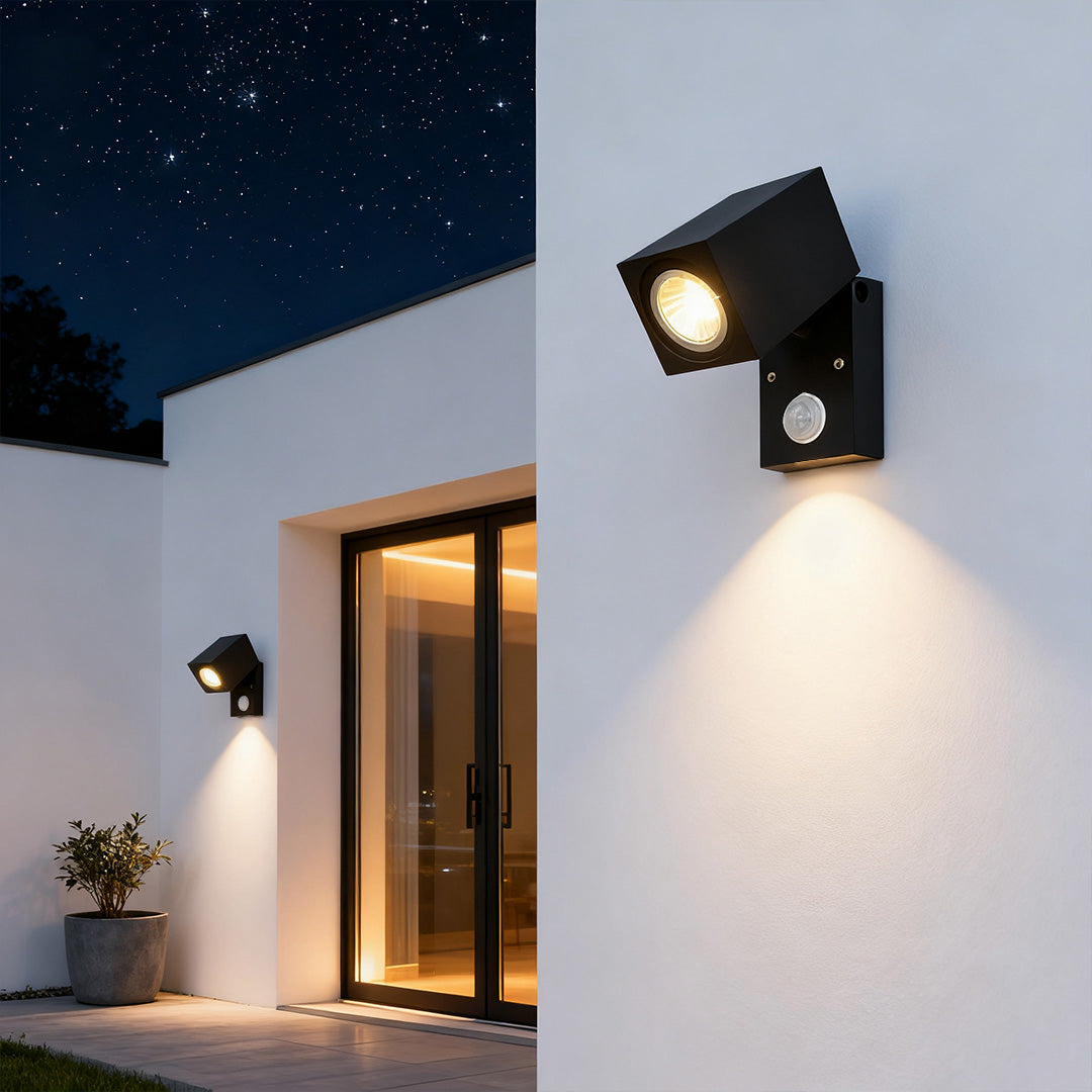 Kestrel bright illumination at night — Casa Norex