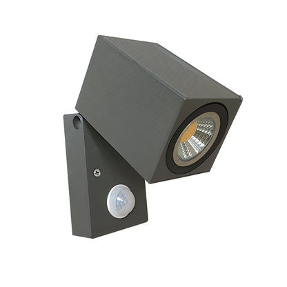 Kestrel close-up of the black finish and LED — Casa Norex
