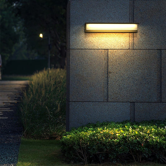 Rectangular outdoor wall light — stainless steel and aluminum body with PC diffuser | Casa Norex