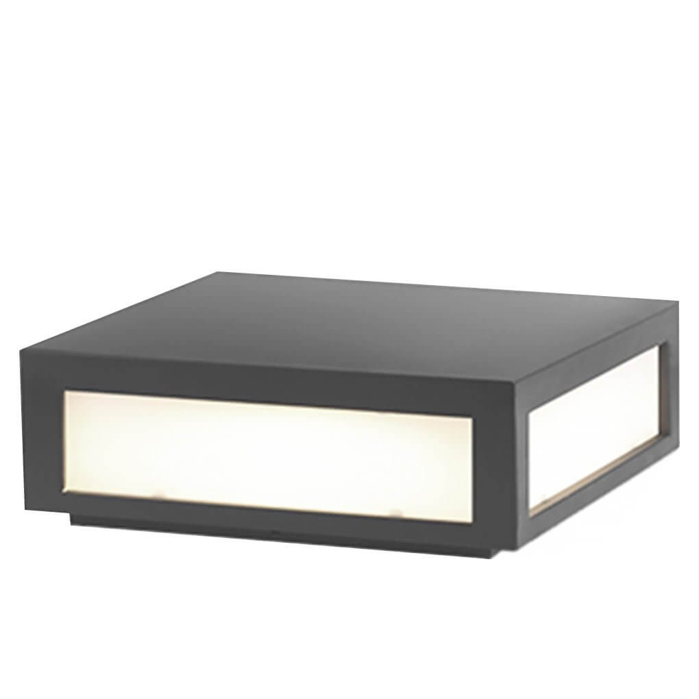 Garrick low-voltage LED pillar light — Casa Norex