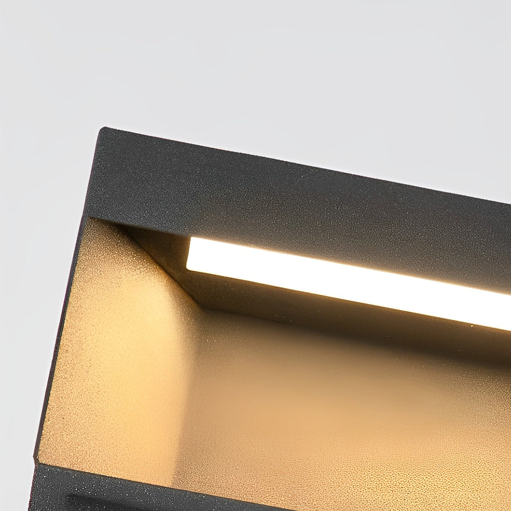 Forge LED detail under the top cap — Casa Norex