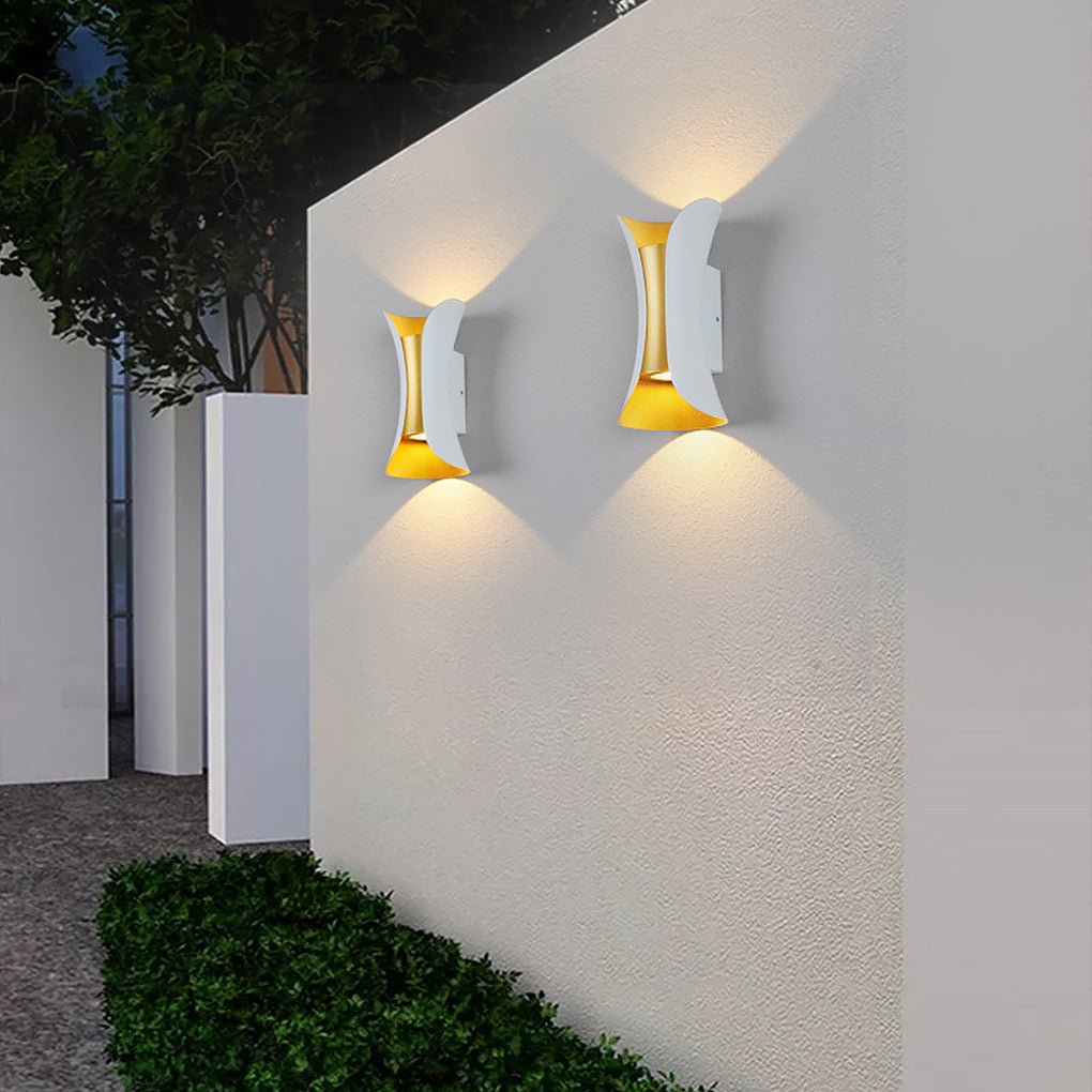 Waterproof LED wall light for exterior home lighting — Casa Norex