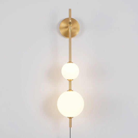 Vertical Globe plug-in wall lamp two stacked spheres brass LED 3000K | Casa Norex