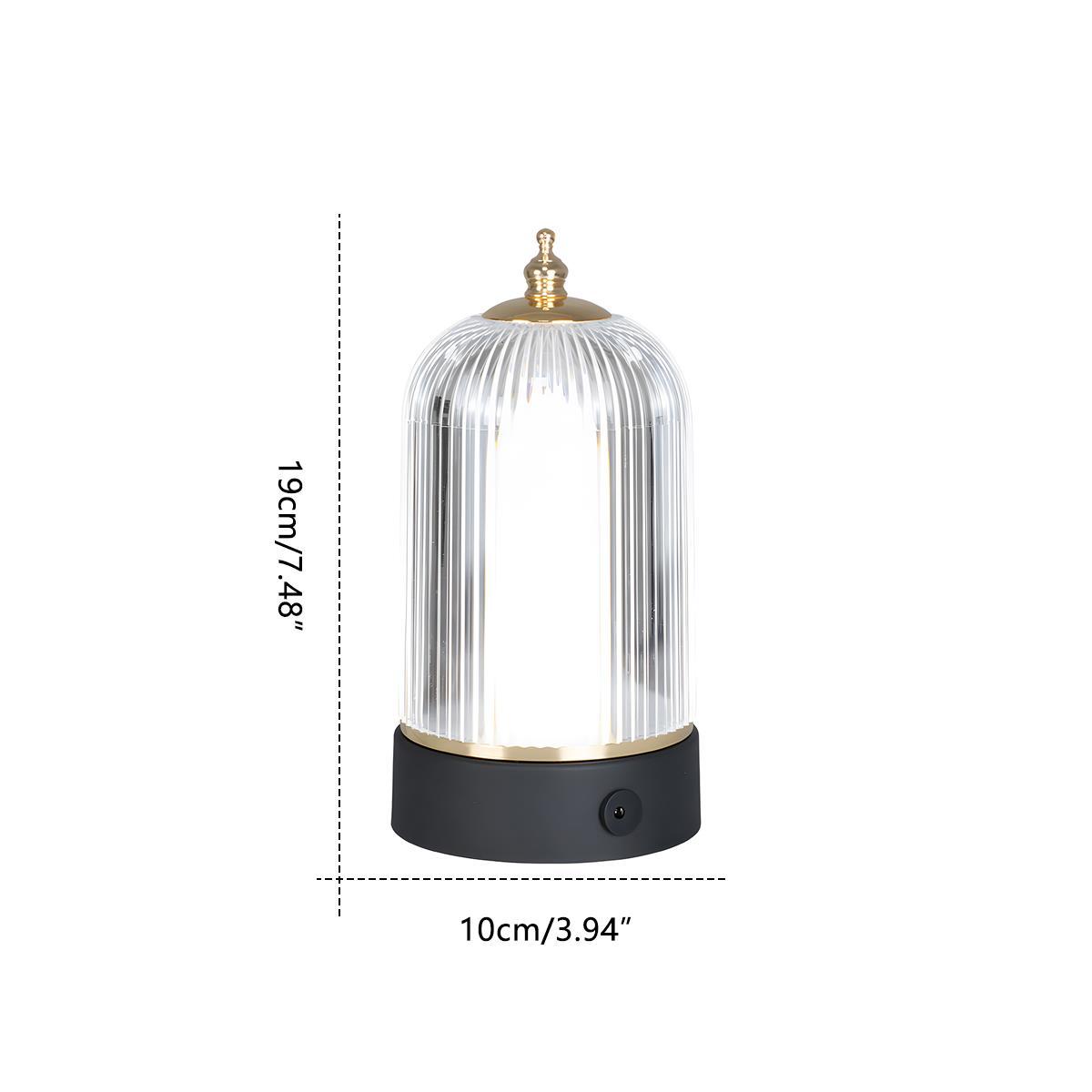 Table lamp in living room setting — Casa Norex