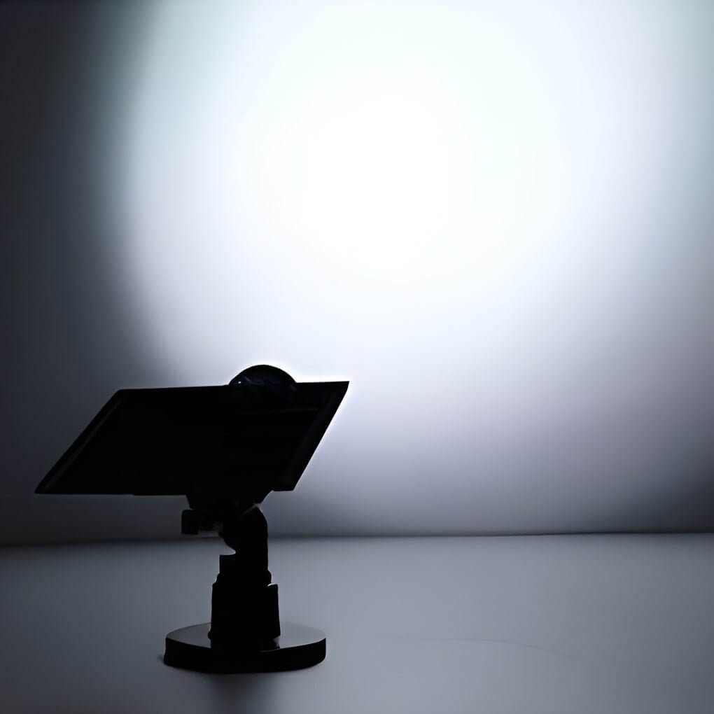 Thistle solar spot light — Warm White, Cool White and RGB light colors — Casa Norex