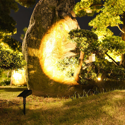 Solar spot light in garden setting — no wiring required | Casa Norex