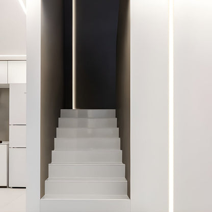 LED strip light lighting a staircase — Casa Norex