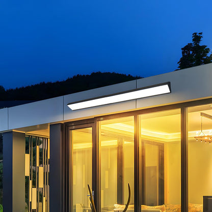 Outdoor wall light packaging and remote included — Casa Norex