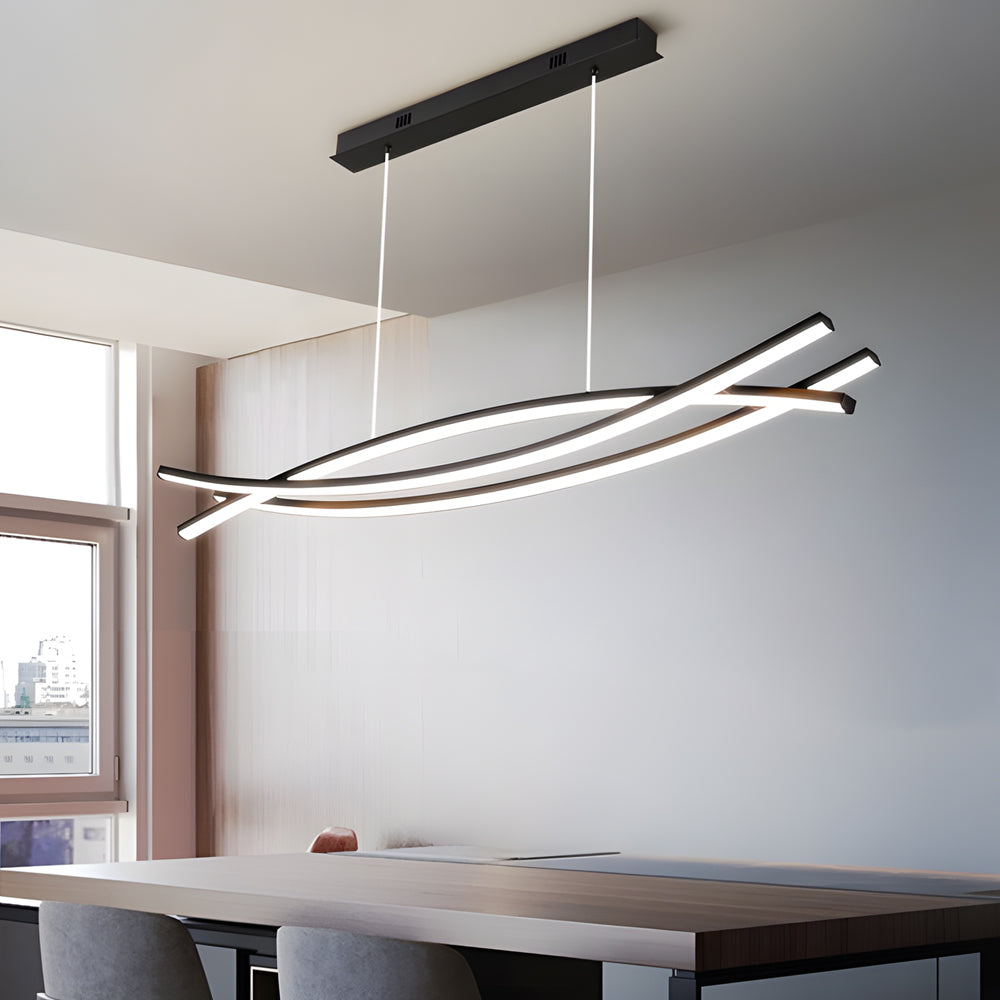 Close-up of acrylic diffuser on wave hanging light | Casa Norex